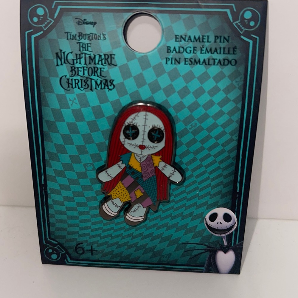 Loungefly Nightmare Before Christmas Pin Sally